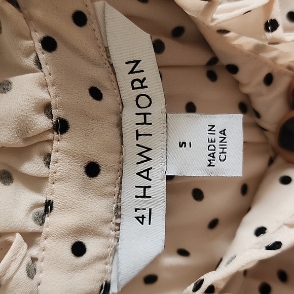 41 Hawthorn Womans Blouse - Picture 3 of 5